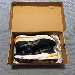 ASICS GT-2000 Navy/Orange 10.5